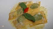 Ravioli mit Spinat-Ricotta Füllung (©Foto:Martin Schmitz)